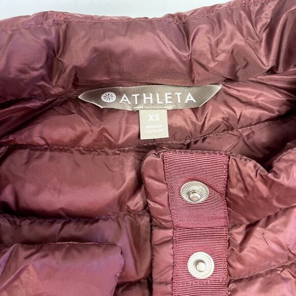 Athleta XS Downkind Vest Burgundy Lightweight Packable Down Puffer Mauve Berry - Picture 6 of 11
